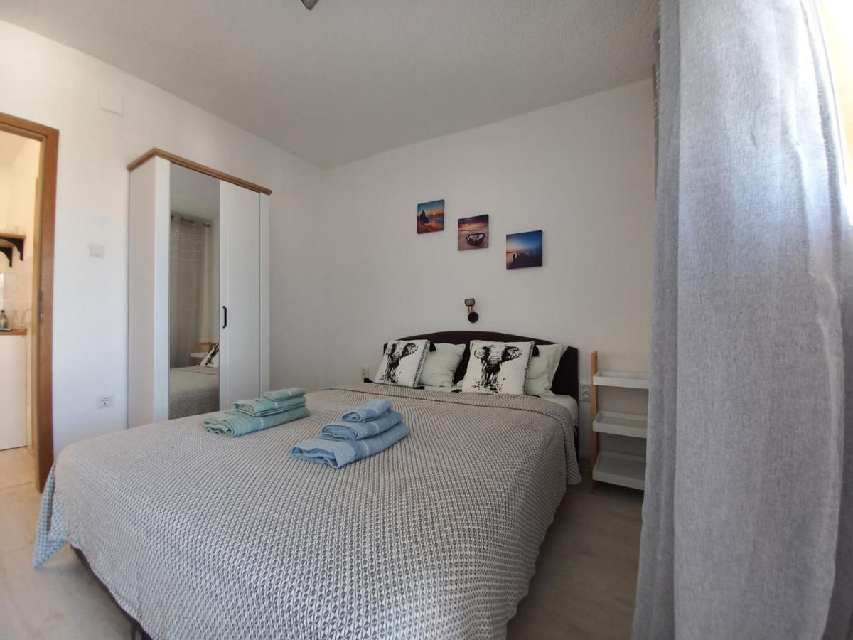 Apartments Toni Rogoznica  Zewnętrze zdjęcie