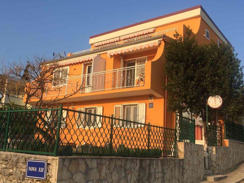 Apartments Toni Rogoznica  Zewnętrze zdjęcie